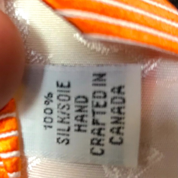 DION collection 100% silk luxury designer tie. - Picture 4 of 7